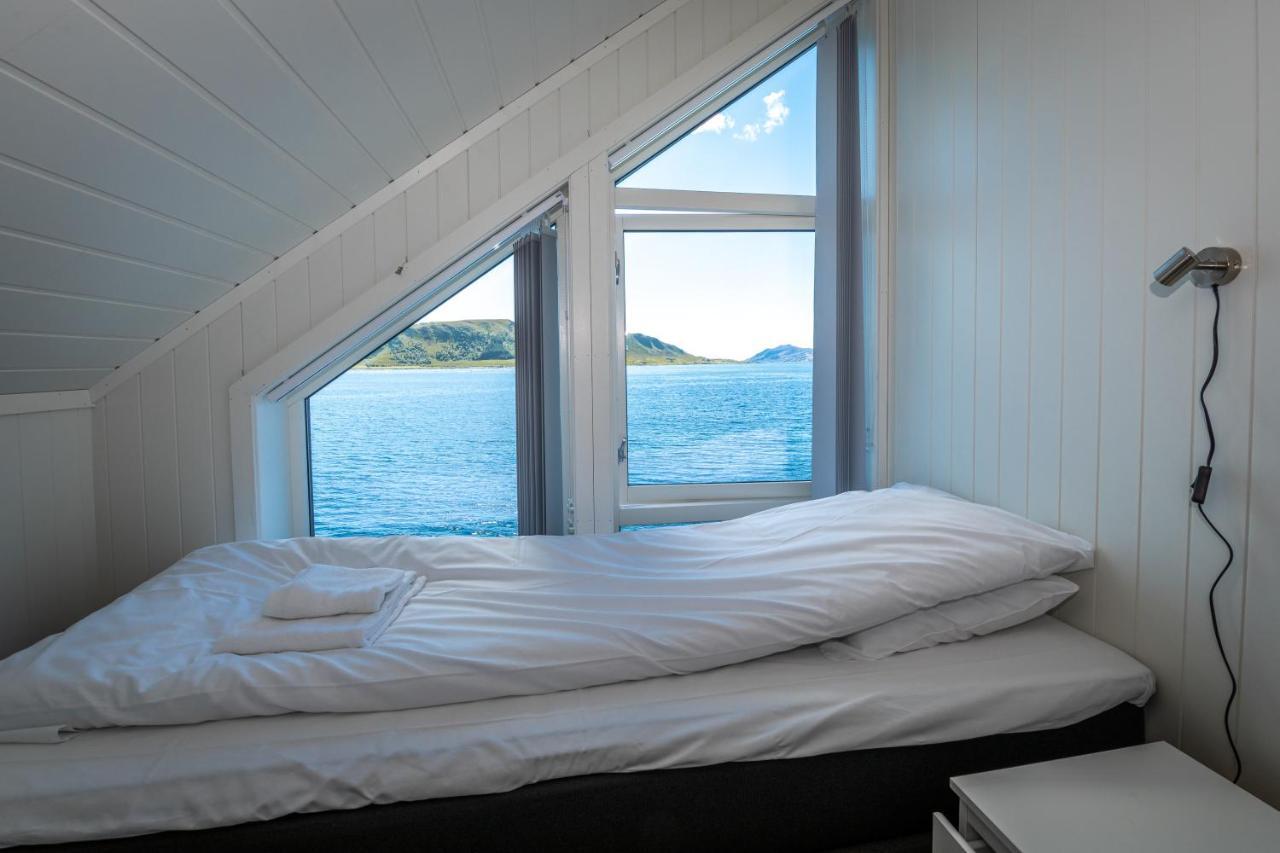 Lofoten Rorbu Lodge Offersoya Экстерьер фото